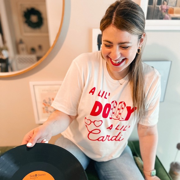 Meet your Posher, Shelby - Picture 3 of 7